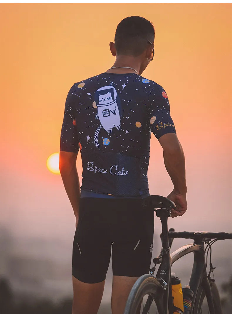 Custom Cycling Uniforms Men's Cycling Jersey Comfortable Stylish Cycling Clothing Quick Dry