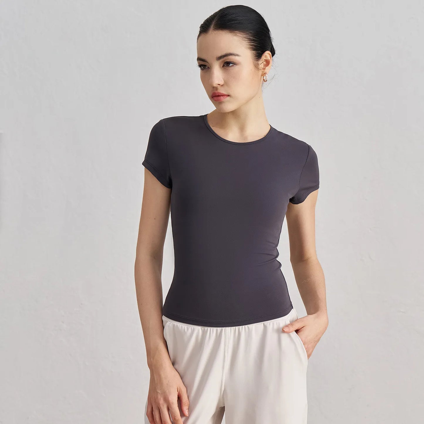 Diguan Custom Breathable Casual Running Training Sports T-Shirt Lightweight Moisture-Wicking Fabric Running Shirt OEM